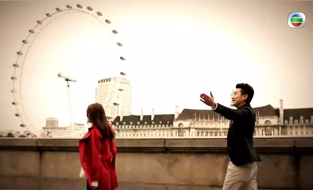 《走過浮華大地》