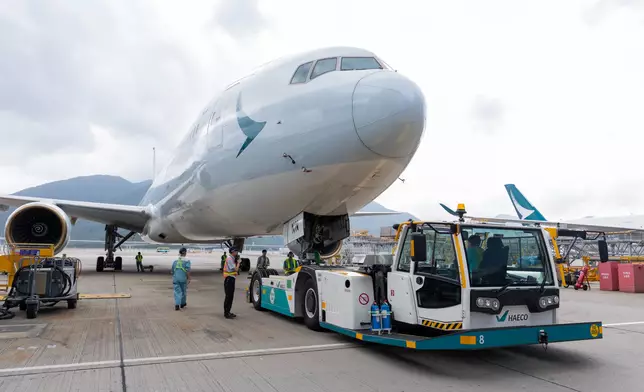飛機專用重型電動拖車。