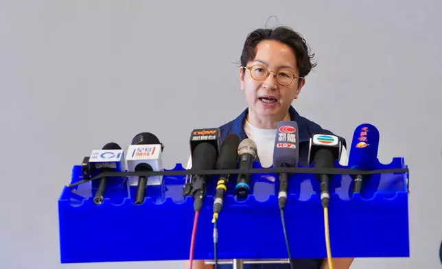 為加強打擊相關活動，在過去四個星期，水警南分區聯同漁護署採取連日的聯合執法行動。