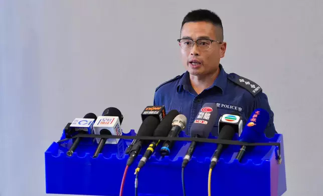 為加強打擊相關活動，在過去四個星期，水警南分區聯同漁護署採取連日的聯合執法行動。