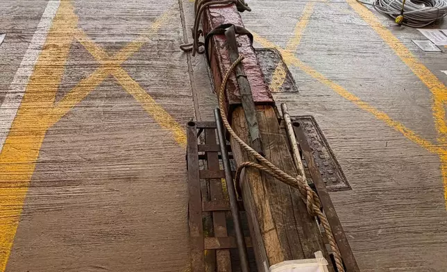 為加強打擊相關活動，在過去四個星期，水警南分區聯同漁護署採取連日的聯合執法行動。