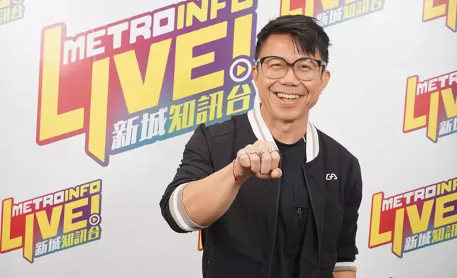 Hanjin笑言對方「黐線」。