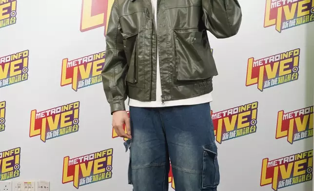 莫凱謙回憶13歲時曾主動發電郵向Hanjin請教音樂。