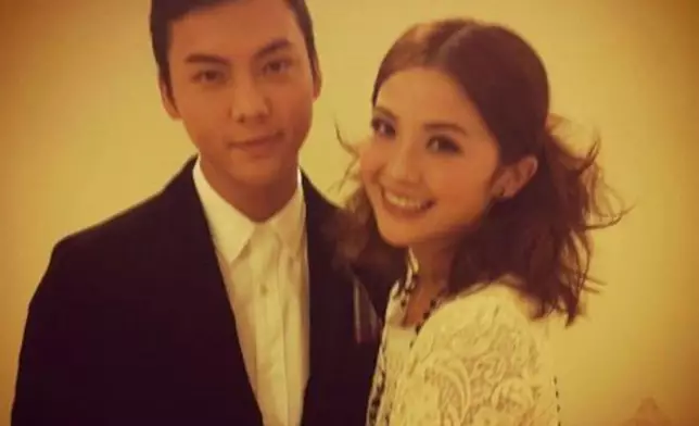 其後她戀上師弟陳偉霆。