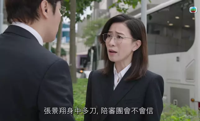 而只要珈嘉一有事，佢嘅眼神就唔同晒，好有為母則強嘅感覺。