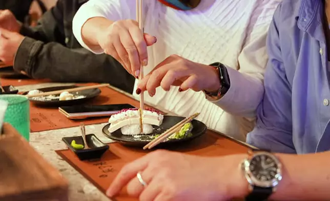 朱仔個樣真係由頭到尾都好唔妥。