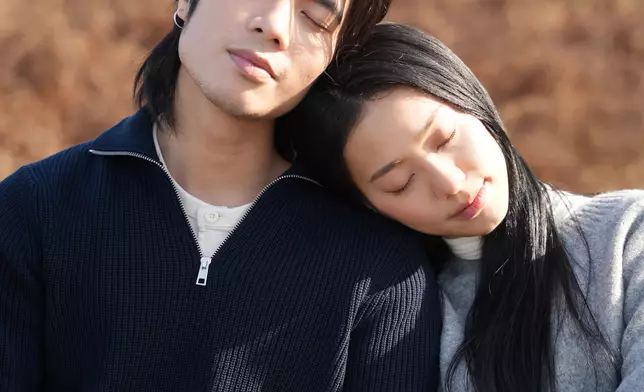 周殷廷（YT）的新歌《今世情人》由他一手包辦監製、作曲及作詞