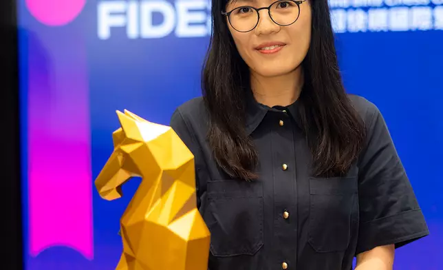 近50位男、女子組世界百大頂尖棋手已確認參賽，陣容為歷屆之冠。當中包括男子組世界前十名中的7位棋手，以及女子組世界前十名中的4位棋手，現任世界排名第一的挪威棋王卡爾森（Magnus Carlsen）與女子世界排名第一的中國棋后侯逸凡（Hou Yifan）均確定出戰。