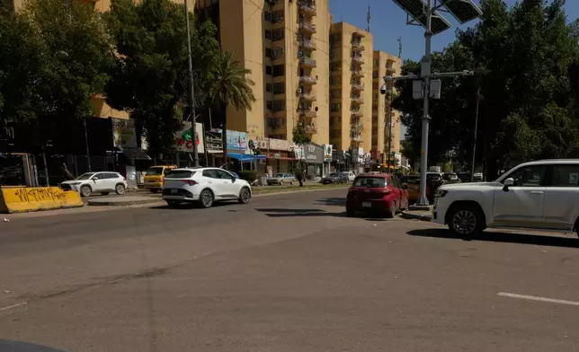 美國記者潔特遜於2026年4月1日周三在伊拉克巴格達市中心薩阿敦街的街角被綁架。(美聯社圖片/哈迪米茲班) AP圖片