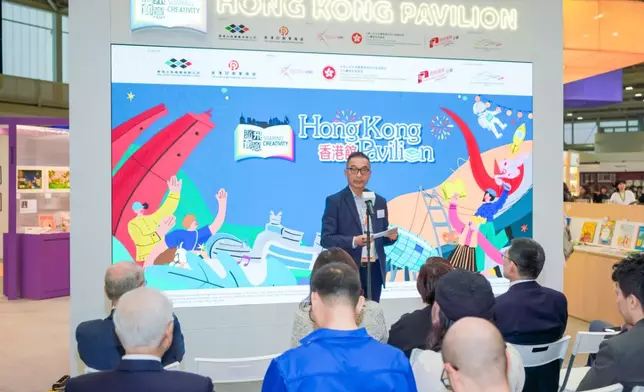 「騰飛創意—香港館」項目籌委會聯席主席任澤明先生，感謝文創產業發展處及香港駐布魯塞爾經濟貿易辦事處對「騰飛創意」項目的長期支持。