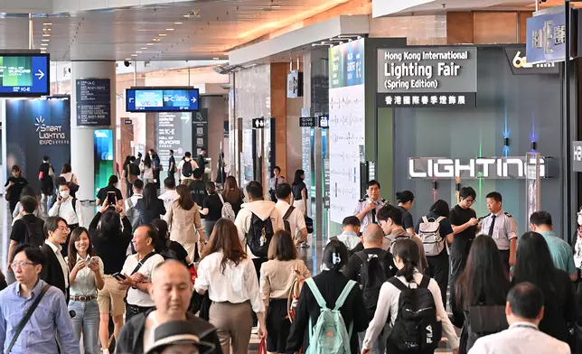 香港貿發局主辦的第三屆智慧照明博覽及第17屆香港國際春季燈飾展（春季燈飾展）今天於香港會議展覽中心圓滿結束，吸引約13,000名來自114個國家及地區的買家親臨參觀和採購。貿發局圖片