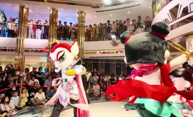 「愛達·魔都」號「哪吒鬧海」主題航次現場表演