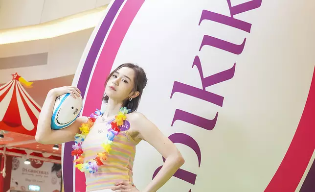 必影4 米高巨型欖球充氣裝置 