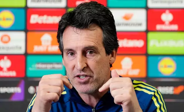 2026年4月29日周三，阿士東維拉（Aston Villa）領隊烏奈艾馬利（Unai Emery）在英格蘭伯明翰（Birmingham）出席記者會，談及歐霸盃準決賽首回合對陣諾定咸森林（Nottingham Forest）的賽事。(Nick Potts/PA via 美聯社圖片) AP圖片