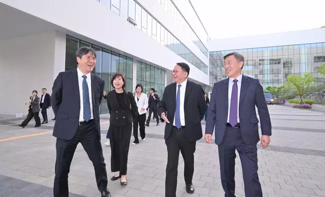 ​政務司司長率領「大學城籌劃及建設組」代表團展開韓國訪問行程 政府新聞處圖片