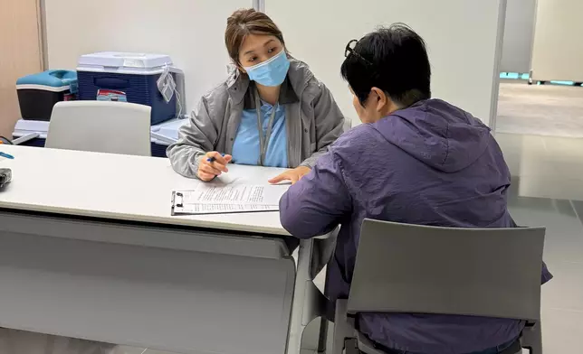 衞生防護中心調查一宗外地傳入麻疹個案　同時開始為合資格機場員工提供免費麻疹疫苗接種 政府新聞處圖片