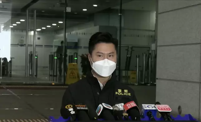 2024年何兆東以灣仔警區刑事總督察身分會見傳媒。資料圖片