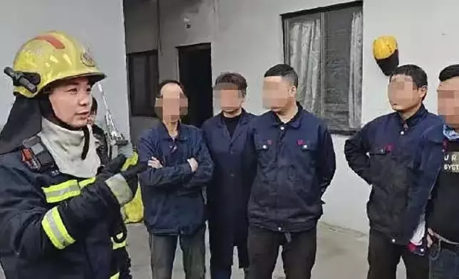 員工攜兒返工釀禍，奀皮男童玩火意外引燃雜物燒毀公司。影片截圖