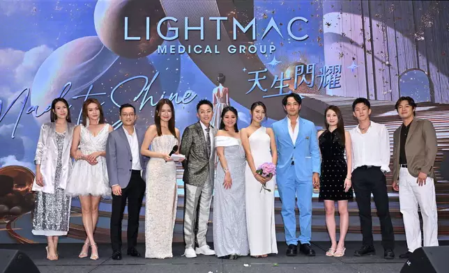 《女神配對計劃》難得重聚，(左起)莊思明、關嘉敏、Matt、梁敏巧、陳衍丞、陳玥心、戴祖儀、Matthew、王菲、Eddie、Him。