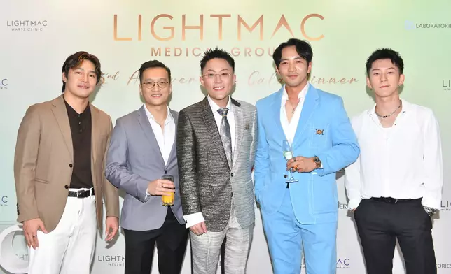 《女神配對計劃》的求愛勇者，(左起)Him、Matt、陳衍丞Kenneth、Matthew、Eddie。
