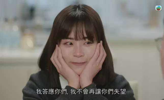 佘詩曼一家三口嘅溫馨互動真係好感人。