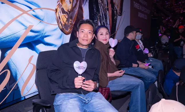 昨晚繼續有多位圈中好友入場捧場。