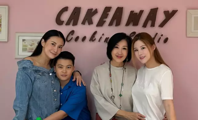 是次活動包括工作坊及義賣，義賣曲奇由Amanda帶領義工提前烘焙，成功為基金會籌得可觀捐款，支持患病兒童醫療及基層家庭教育。