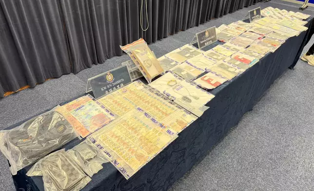 警方打擊洗黑錢活動拘捕15人，涉嫌清洗超過1.4億港元的犯罪得益。