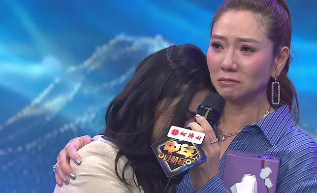 車婉婉、肥媽、海兒淚水長流。