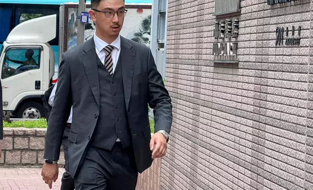 大律師蘇信恩代表首被告霍斌仁。巴士的報記者攝