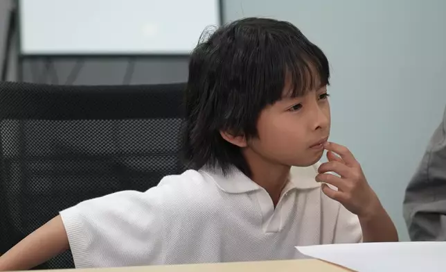 阿仔上堂時好認真。
