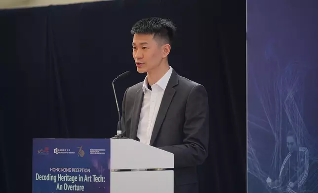 梁子康先生在招待會致開幕辭時表示，為能向全球同業展示香港的傑出創意作品感到自豪。