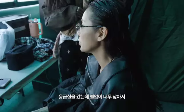 韶宥在送醫後兩小時再返回拍攝現場。影片截圖