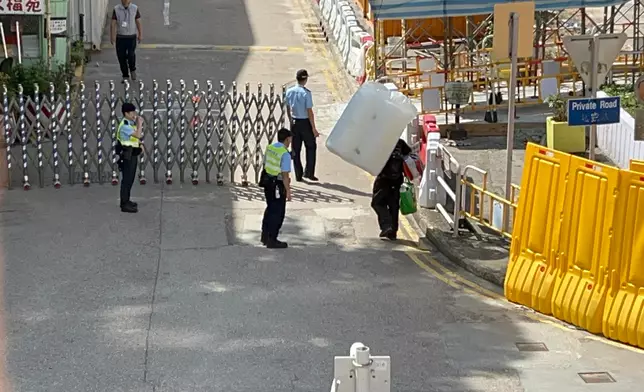 巴士的報記者攝