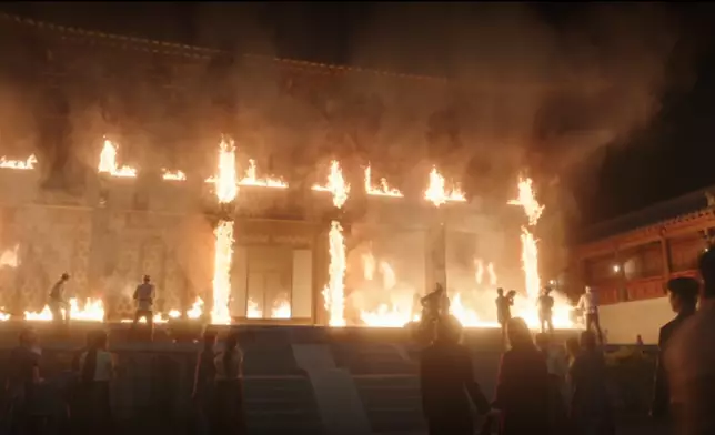 第10集片尾驚心動魄的「火海受困戲」再度刺激收視。Disney+提供圖片