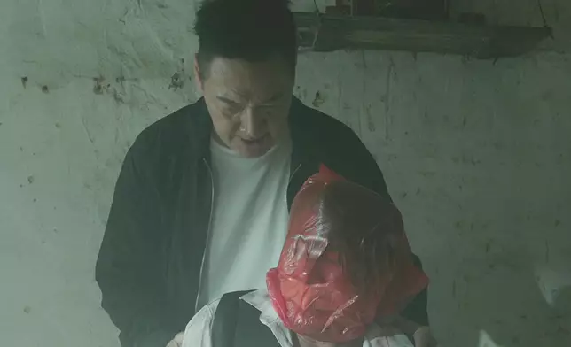 大宇收了贖金後，依然殺死肉參。