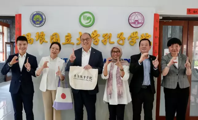 理大代表團一行訪問多國知名孔子學院。理工大學圖片