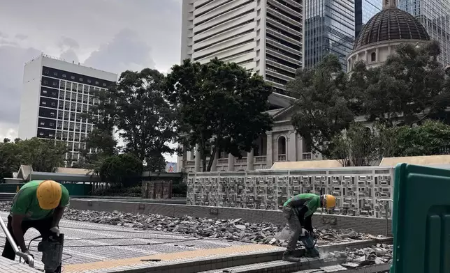 皇后像廣場工程在進行中。Centralstation Threads圖片