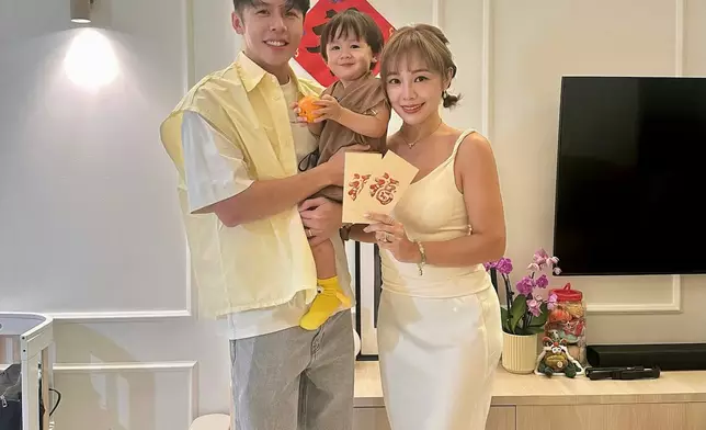2024年3月宣布婚訊，同年9月誕下兒子。