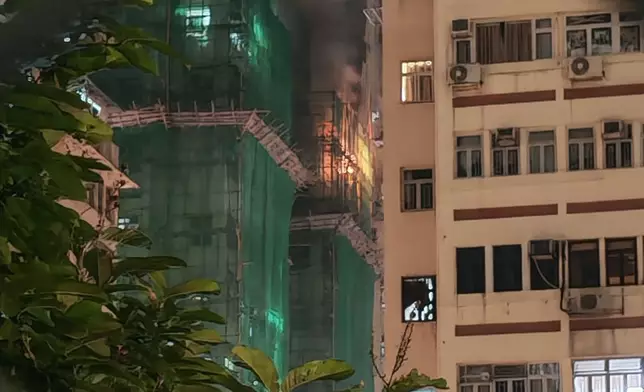佐敦文蔚街2-24號文苑樓一個住宅單位二級火警。FB圖片