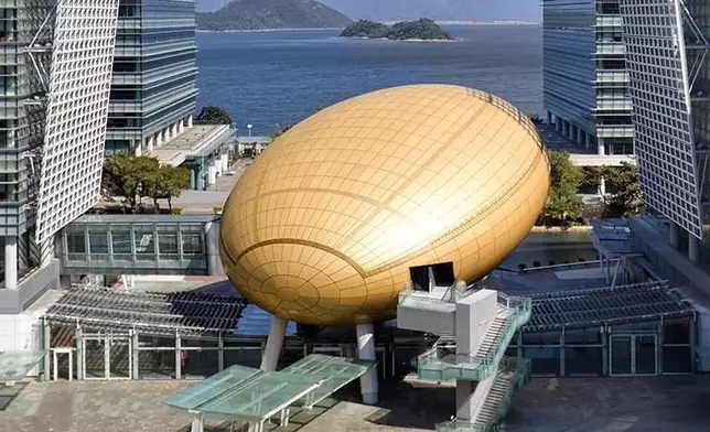 政府同時宣布委任兩名董事局新成員，及再度委任7名現任成員。