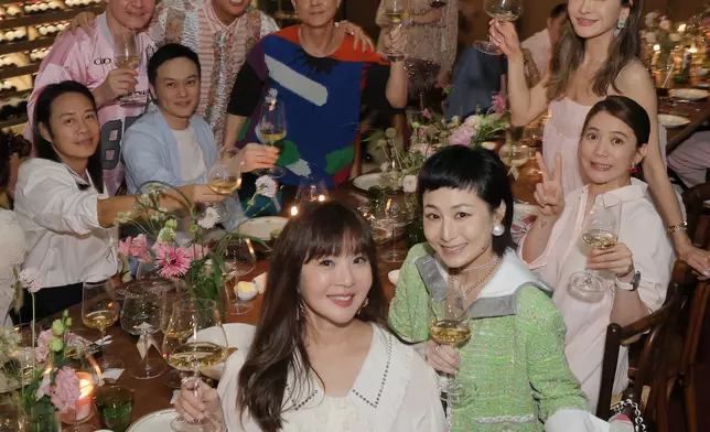 名模KathyChow日前迎來52歲生日。IG圖片