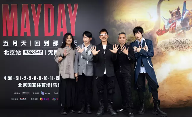 又專程到鳥巢支持好兄弟五月天的巡演收官尾場。