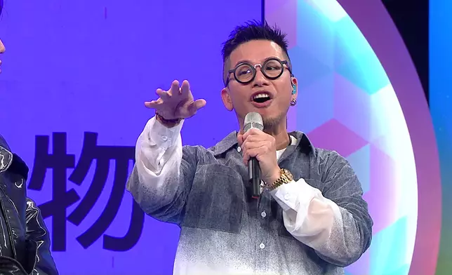 小肥得知要唱自己首本名曲《寵物》，坦言唱得差會冇面見「江東父老」。