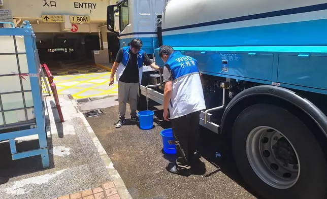 水務署表示，經工程團隊搶修，葵盛圍的食水水管維修已經完成。水務署FB圖片
