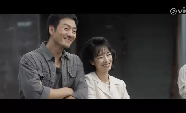 《稻草人》第11與第12集大結局再打破自身最高收視紀錄。Viu提供截圖