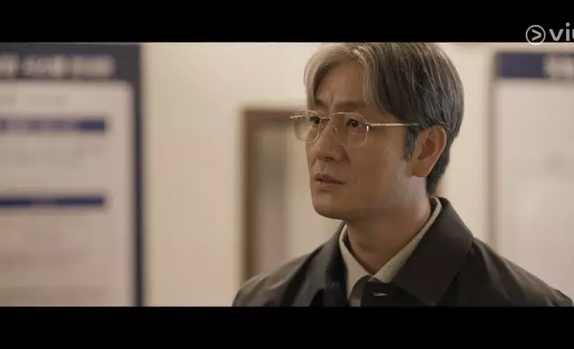 朴海秀飾姜泰柱。Viu提供截圖