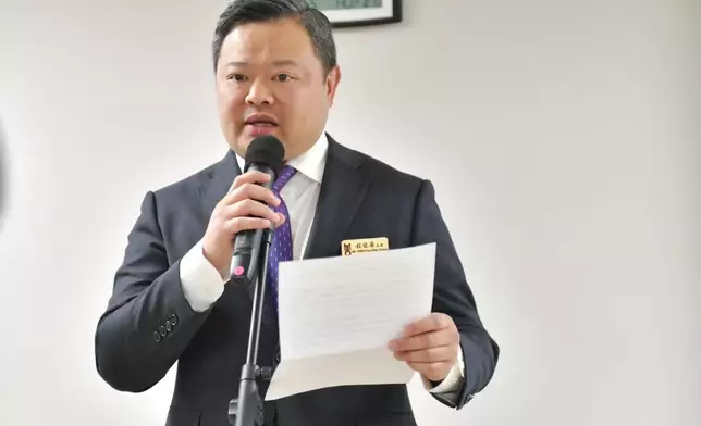 仁愛堂董事局主席程俊華先生致辭，感謝中國電力領導及義工團隊的到訪。
