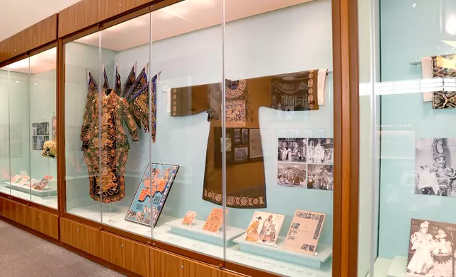 「詼諧惹笑『丑生王』— 梁醒波」展覽，巴士的報記者攝