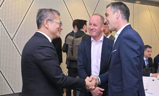 財政司司長訪問瑞士蘇黎世。政府新聞處圖片